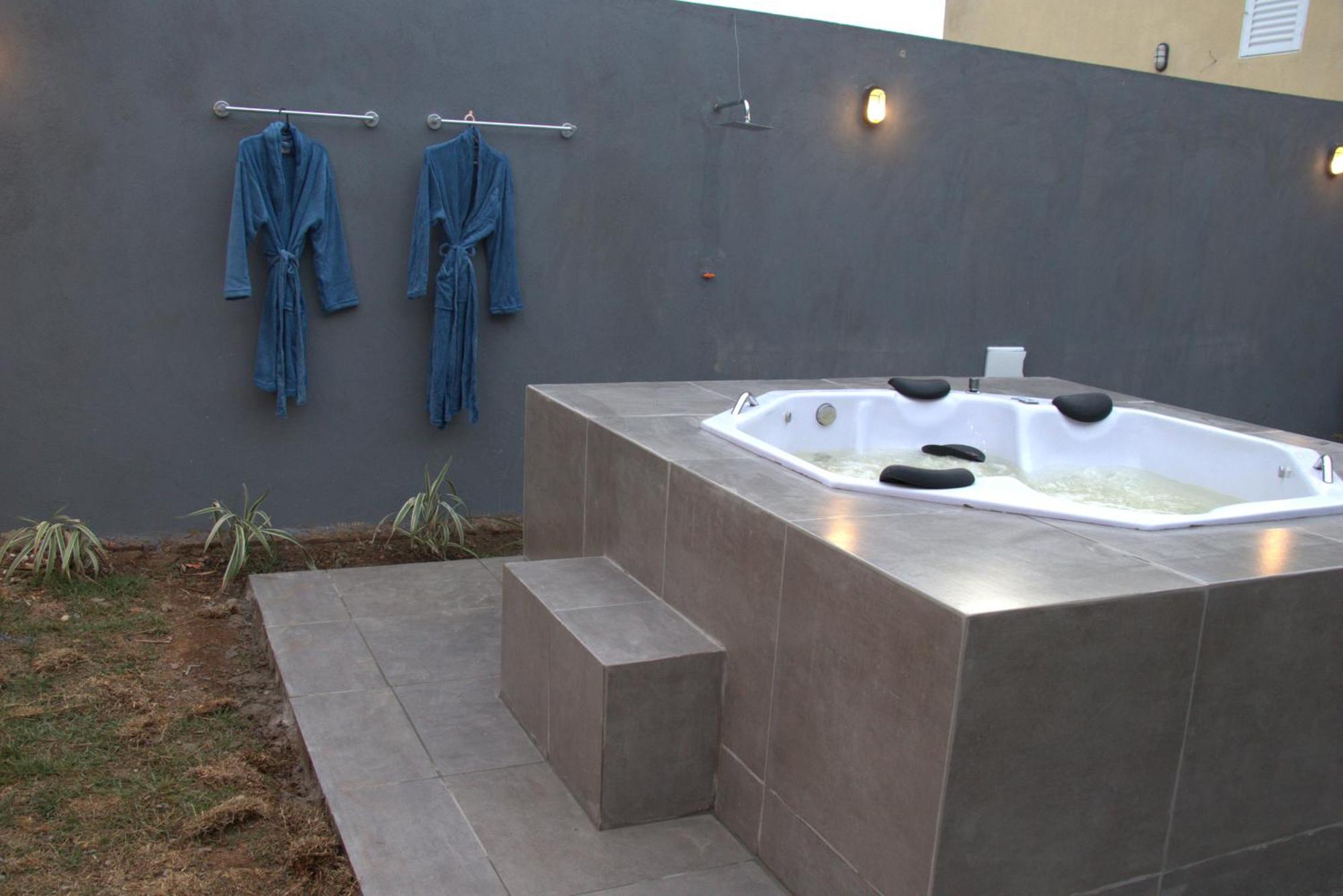 Casa Com Spa De Hidro Com Aquecedor A 700 Mts Do Centro Chapada dos Guimaraes Exterior photo