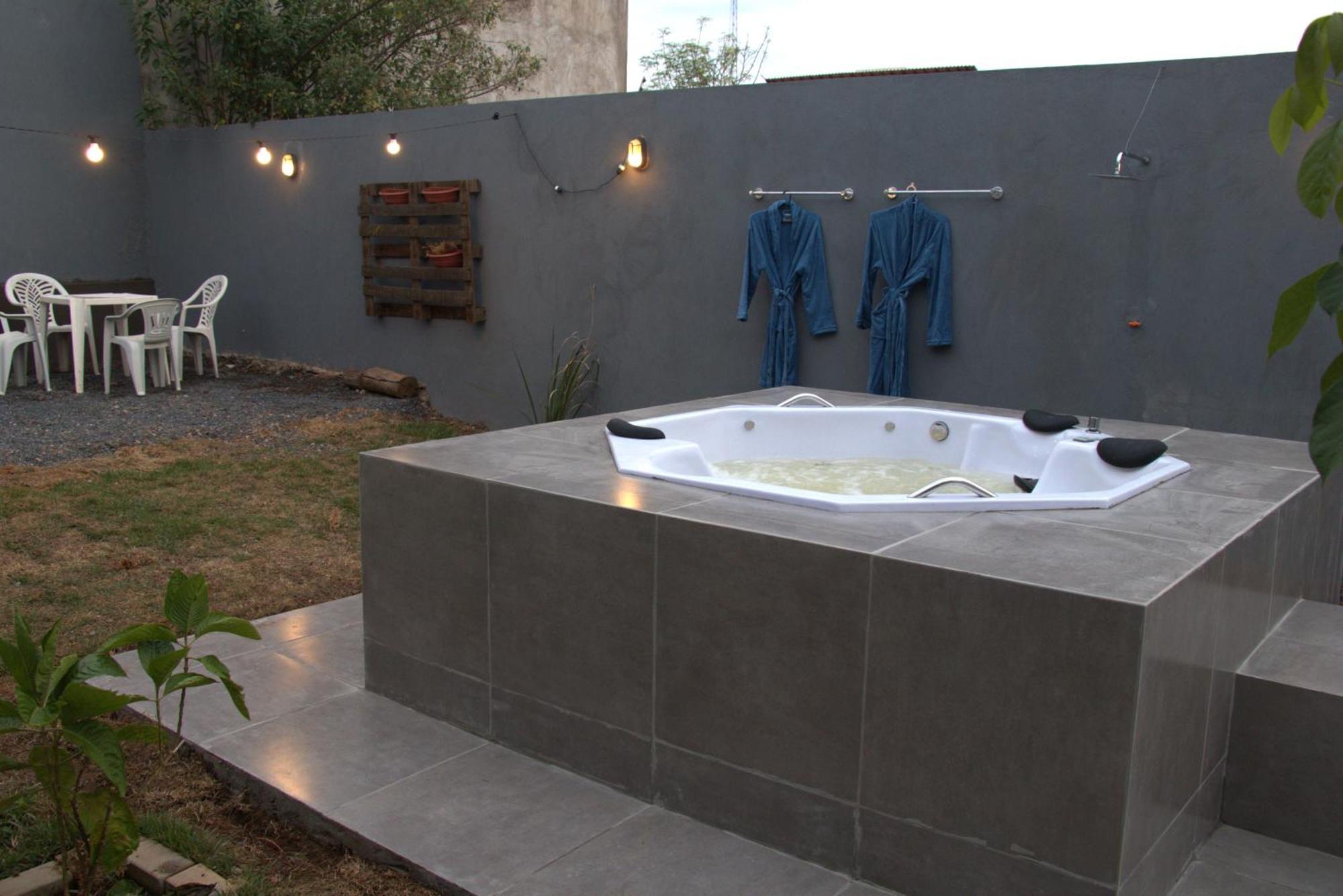 Casa Com Spa De Hidro Com Aquecedor A 700 Mts Do Centro Chapada dos Guimaraes Exterior photo