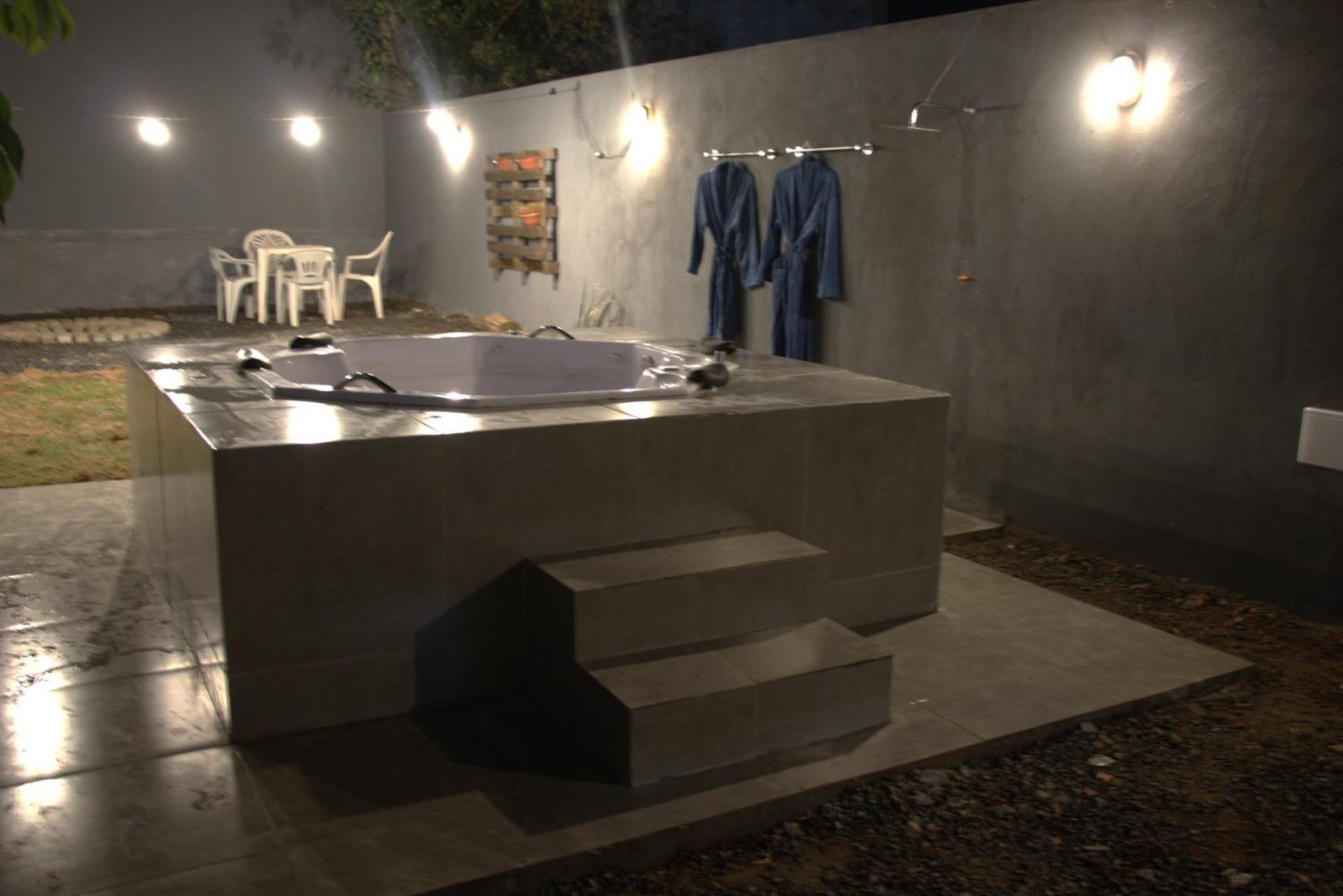 Casa Com Spa De Hidro Com Aquecedor A 700 Mts Do Centro Chapada dos Guimaraes Exterior photo
